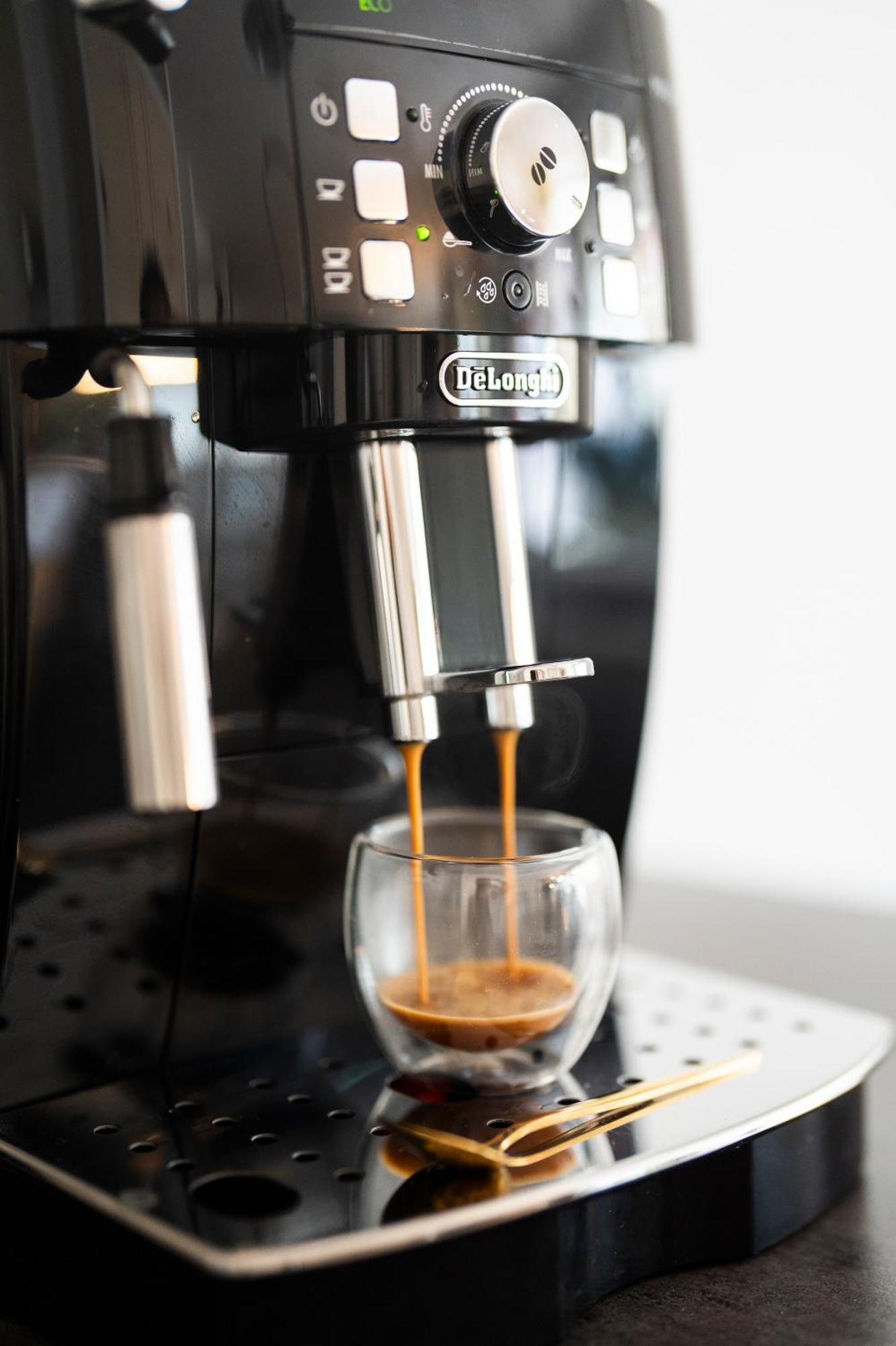 Yay - 65M2 Apartment Am Bahnhof - Smart Tv - Internet - Kaffee - Waschmaschine - Trockner Mühldorf Exteriör bild