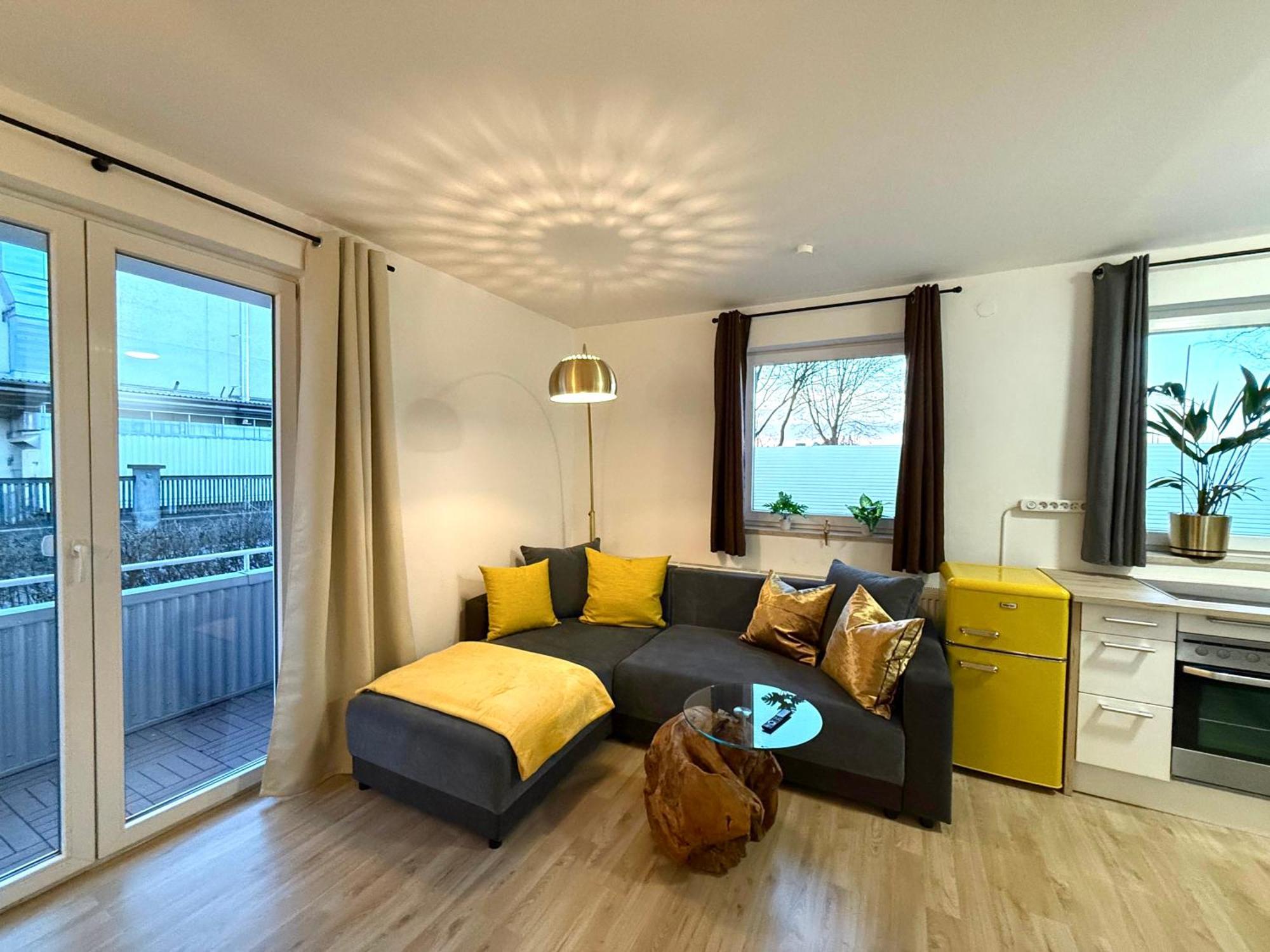 Yay - 65M2 Apartment Am Bahnhof - Smart Tv - Internet - Kaffee - Waschmaschine - Trockner Mühldorf Exteriör bild